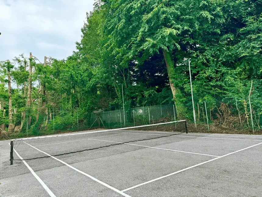 brookfield-tennis-court-cork